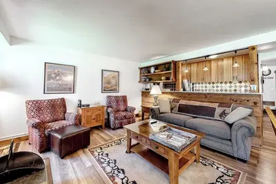 Image de Beautiful condo near hikes, restaurants & Jackson Hole Mountain Resort