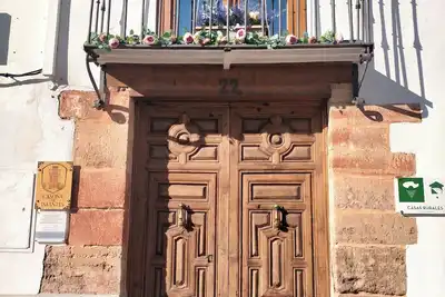 Image de Renovated historic house in the center of Vva. de los Infantes. Groups and couples.