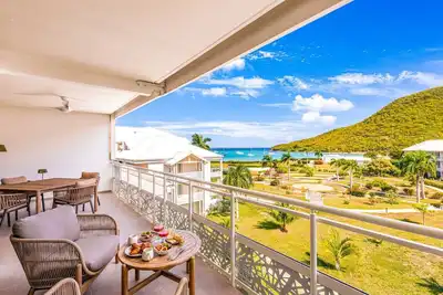 Image de Suite prestige Serenity Bay devant la plage