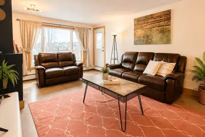 Image de Charming 2Bd Apartment in Downtown Calgary