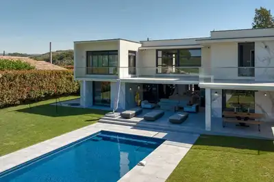 Image de Magnifique villa Contemporaine avec piscine