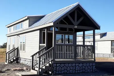Image de Modern Glamping Escape with Scenic Views & Peaceful Setting in Williams, Arizona