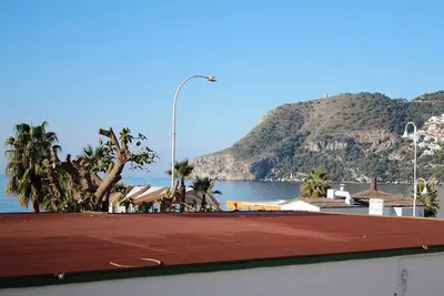 Image de Magdalena 1st. Spacious apartment in the center of La Herradura bay