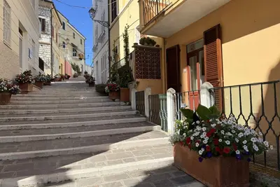 Image de N320 – Numana, a delightful townhouse in the historic center
