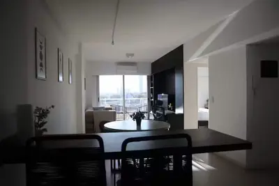 Image de Soho Ark: 7. º piso con estilo, balcón y atardecer
