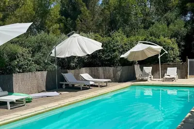 Image de Villas Cazal - Mas 8 ch. , à 5 mins d'Arles: piscine, parc 1ha & vue panoramique