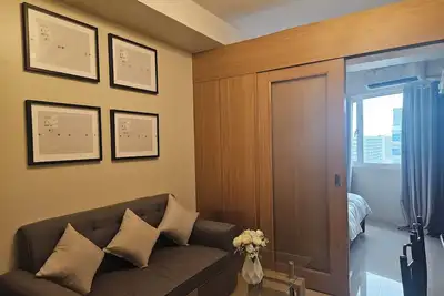 Image de Shell Residences Moa - The Executive Suites Sl003 Cozy 1 Bedroom with Ac, Wi-Fi