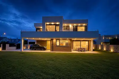 Image de Stylish Villa Stylish Host Bezana, surrounded by beaches and close to Santander.