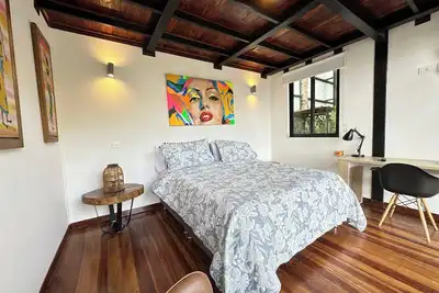 Image de Luxury Container Villa - Monuntain Views - Jacuzzi -Near Cali