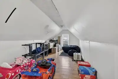 Image de Stay Close to the Action 5 Bedroom Attleboro Near Gillette Stadium World Cup