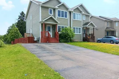 Image de Beautiful 3br Retreat Near Downtown with Space & Comfort