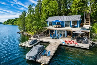 Image de Stunning Healey Lake Retreat with Gym, Kayaks, Fire Pit & Bbq