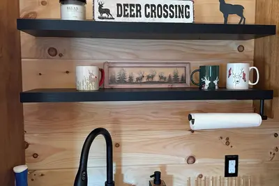 Image de Crossroads Country Cabins # 3