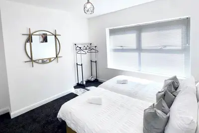 Image de Apartment Sleeps 4 with Garden & WiFi