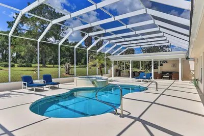 Image de Villa Live Oak - 3bed 2 bath Pool Hot tub