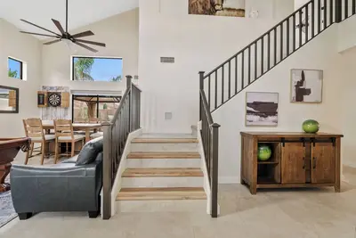 Image de Gilbert Oasis: Pool, Spa, Volleyball, Xbox Games & 2 Massive 100” TVs