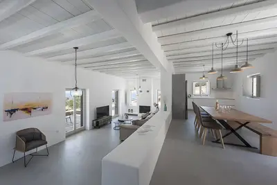 Image de Villa de luxe Ninemia 1 Paros avec vue mer, Wi-Fi et climatisation
