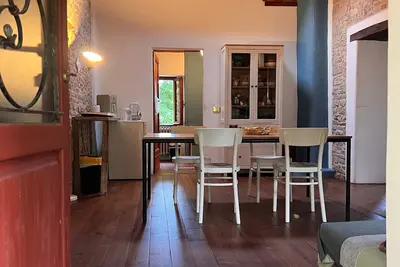 Image de The Bookhouse home B&B – Éco-rénovée au cœur de la nature, proche de Jesi