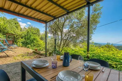 Image de Amazing home in Rapallo with house sea view