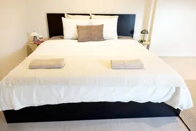 Image de Near Center, Cozy Room in Shared Apt w/ Wifi