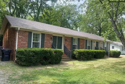 Image de Duplex 1 - Cozy 2br pet friendly cottage with fenced in yard in Murfreesboro!