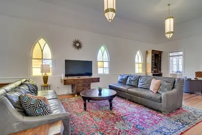 Image de Converted Church 5br Retreat Near The Masters