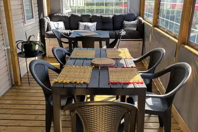 Image de Mobil-home « 8 Personnes Bora Bora » avec piscines partagées, terrasse privée et climatisation