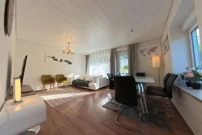 Image de Stylish house with garden - ideal for groups & families