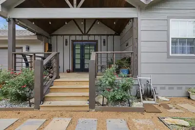 Image de New! Modern Farmhouse 3br Tulsa Oasis