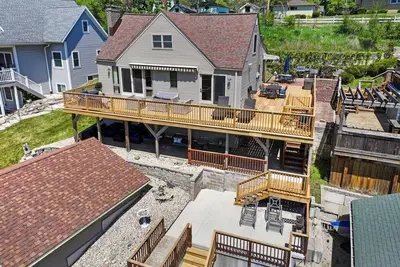 Image de Lakeview Lagoon - Pet Friendly - 3 Decks