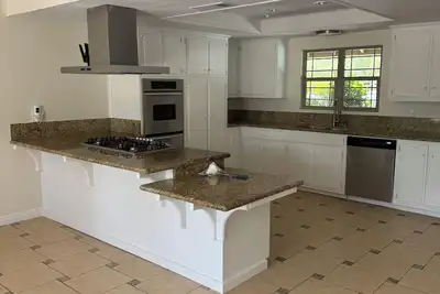 Image de Private Renovated Estate on 2. 7 Acres
