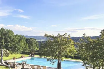Image de Magical Umbrian Villa and Guest House with Pool