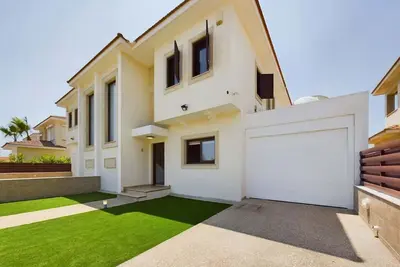 Image de Fabulous Beach Front House