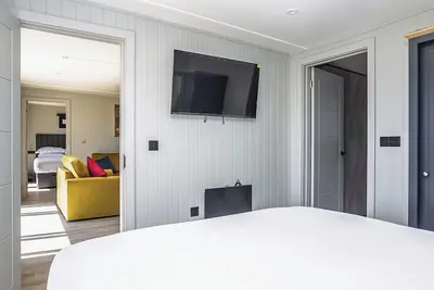 Image de Swan Lake Lodge - Uk51934