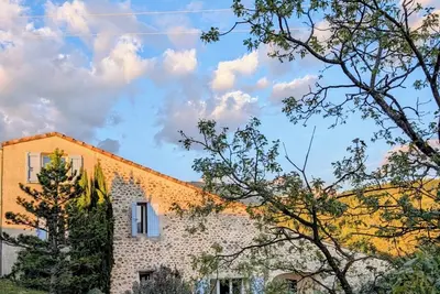 Image de Gîte 2-3 personnes à 10 mn de Sisteron sur propriété de 5 hectares