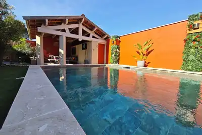 Image de Terre d'Aube - Villa avec piscine et jacuzzi
