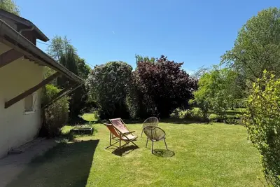 Image de Le Clos du Avre - Maison calme & jardin verdoyant