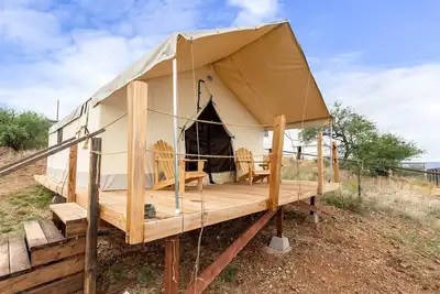 Image de Luxury Glamping Tent, Perfect for a Romantic Weekend in Tucson, Arizona