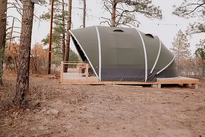Image de Cozy Family Glamping Escape with Heritage Orchard near Mountainair in Torreon, New Mexico