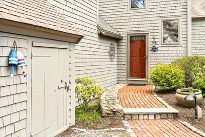 Image de New Rental - 2 bedrooms, 2 baths, golf course view