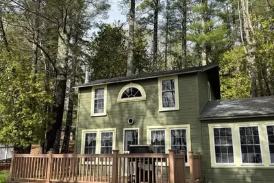 Image de Fantastic 4-bedroom cottage on Lake Wesserunsett in East Madison, Me!