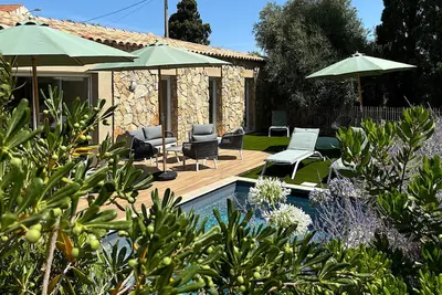 Image de Villas Valleciana - Villa Claude de 6 personnes avec piscine privée chauffée