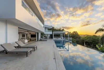 Image de Luxury Ocean-View Villa in Las Terrenas 5 Suites, Pool & Beach Access