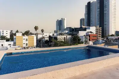 Image de Cozy apartment just two blocks from the beach