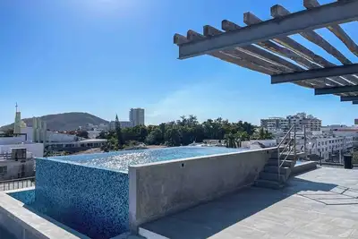 Image de Lovely apartment with pool 4 blocks from the beach