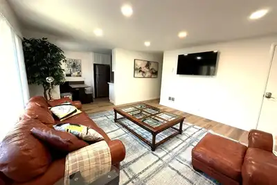 Image de Modern 2br Retreat near Light Rail, Seward Park 54