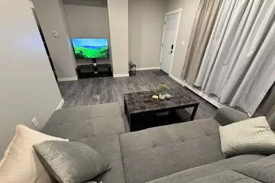 Image de Tranquil 2-bedroom house with Ac in charming Regina