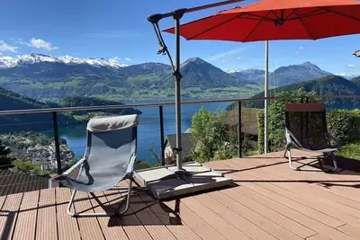 Image de Maison de vacances à Vitznau avec piscine