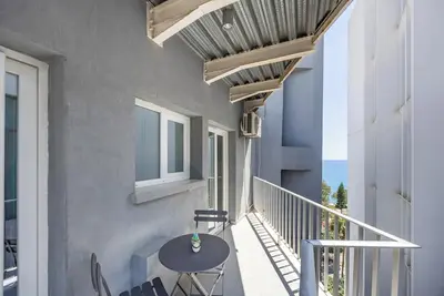Image de 75 Prokymea - Steps from the Sea, Balcony