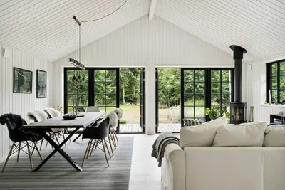 Image de Sanctuaire avec court de tennis à Vig Lyng
